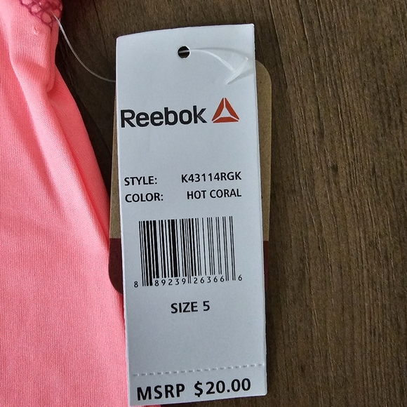 Reebok Athletic Top - Picture 2 of 4